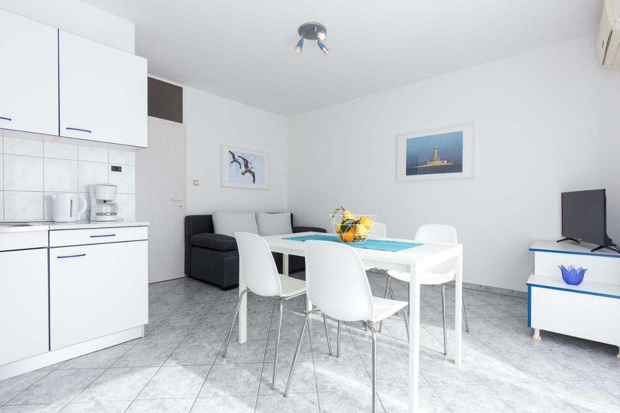 Apartments Krajina Novi Vinodolski Bagian luar foto